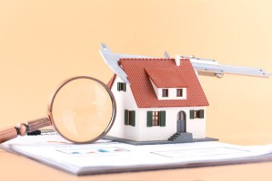 如何在选取
住宅时考虑环境因素？这些因素如何影响居住体验？